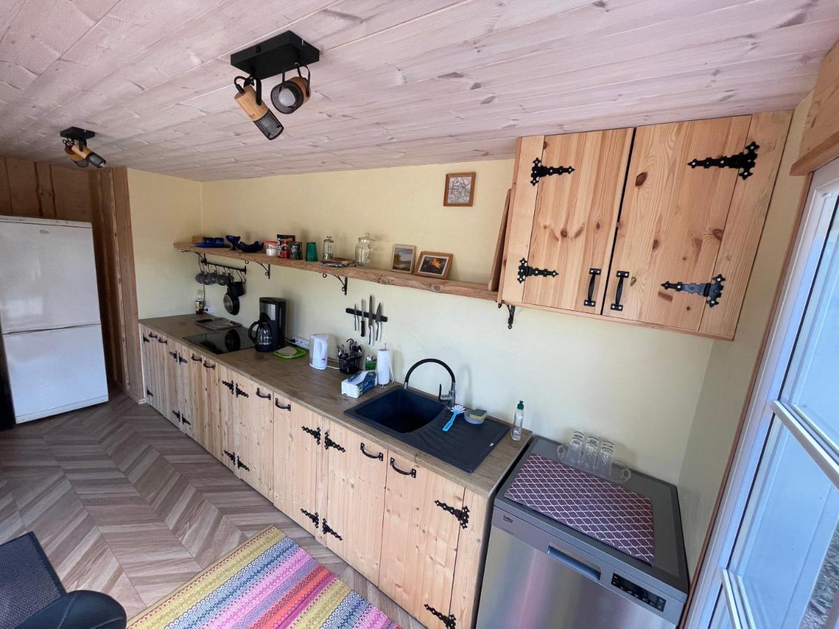Käspri Farmstay Koguva Exteriör bild