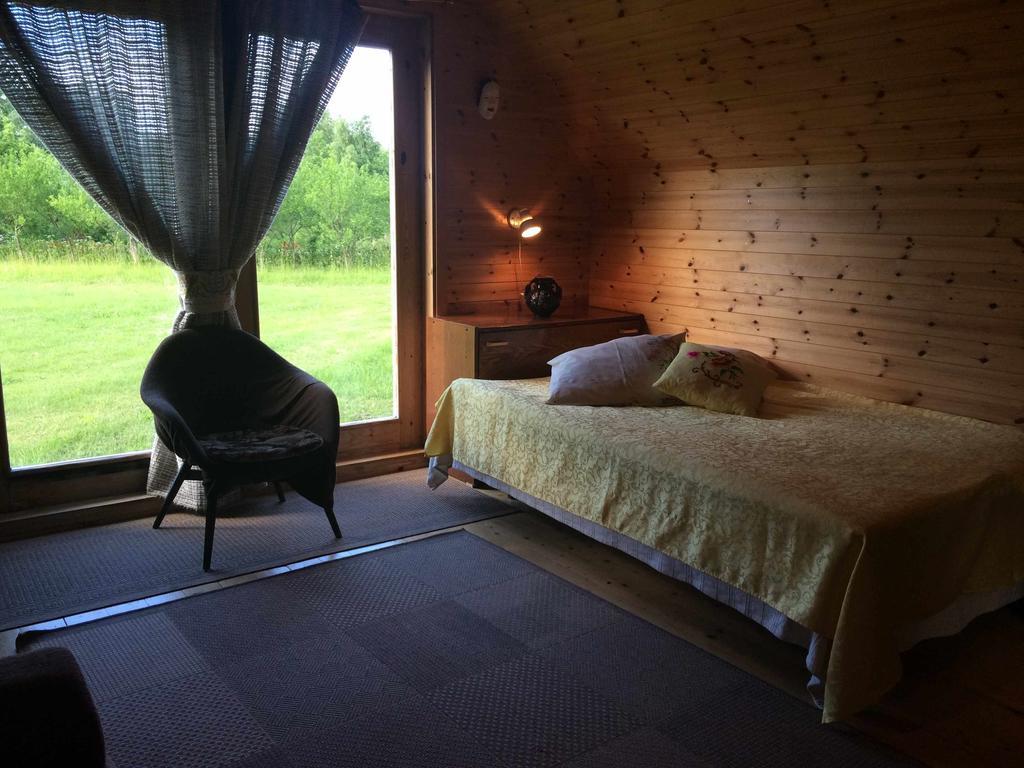 Käspri Farmstay Koguva Rum bild