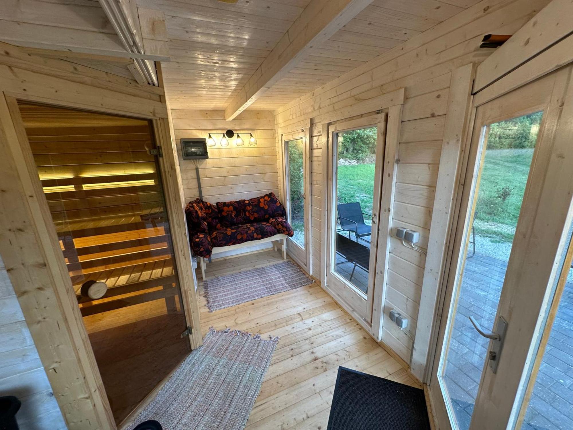Käspri Farmstay Koguva Exteriör bild
