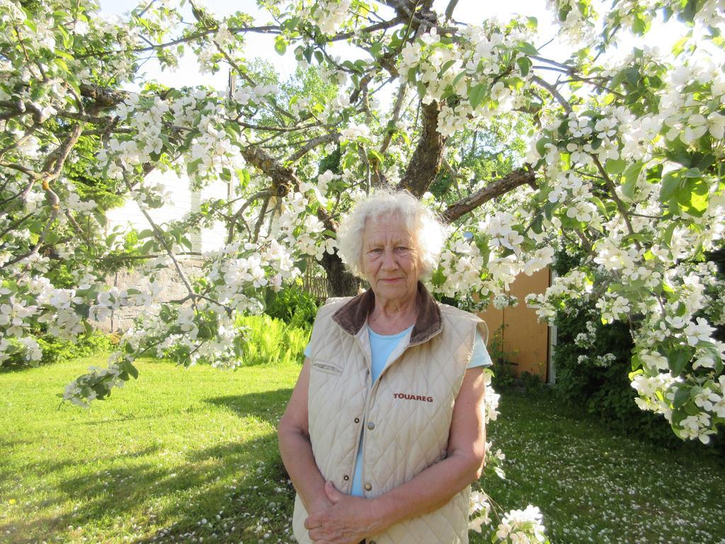 Käspri Farmstay Koguva Exteriör bild