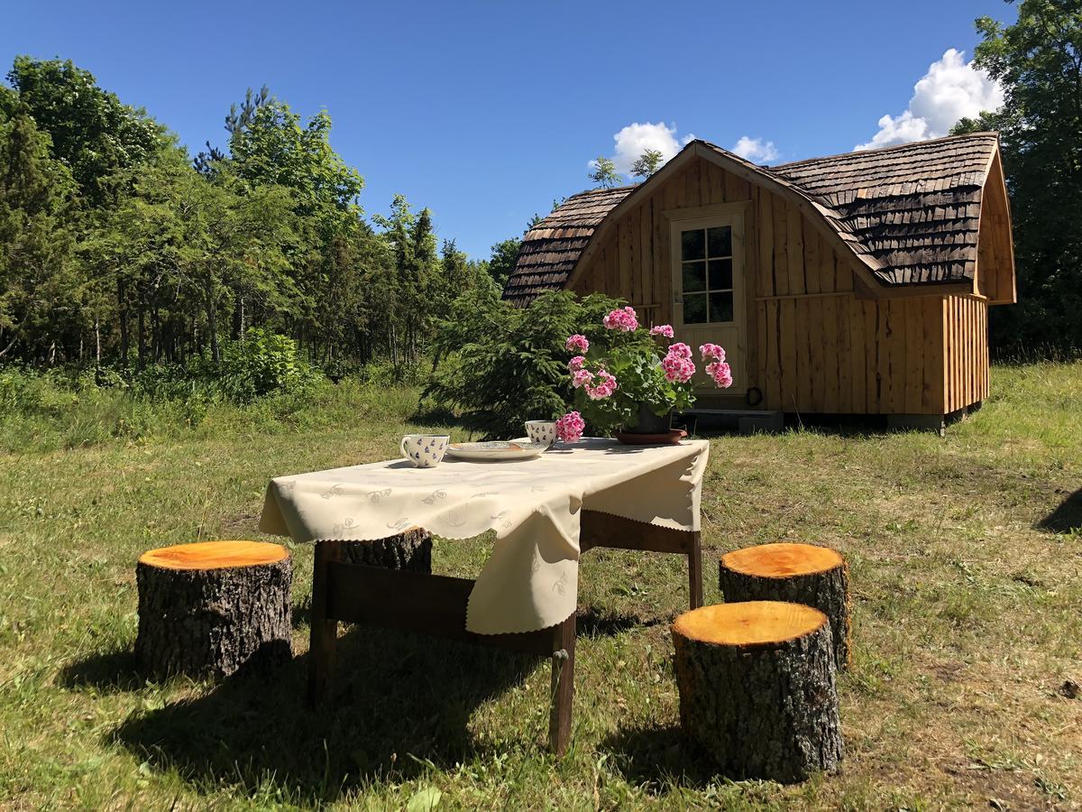 Käspri Farmstay Koguva Exteriör bild